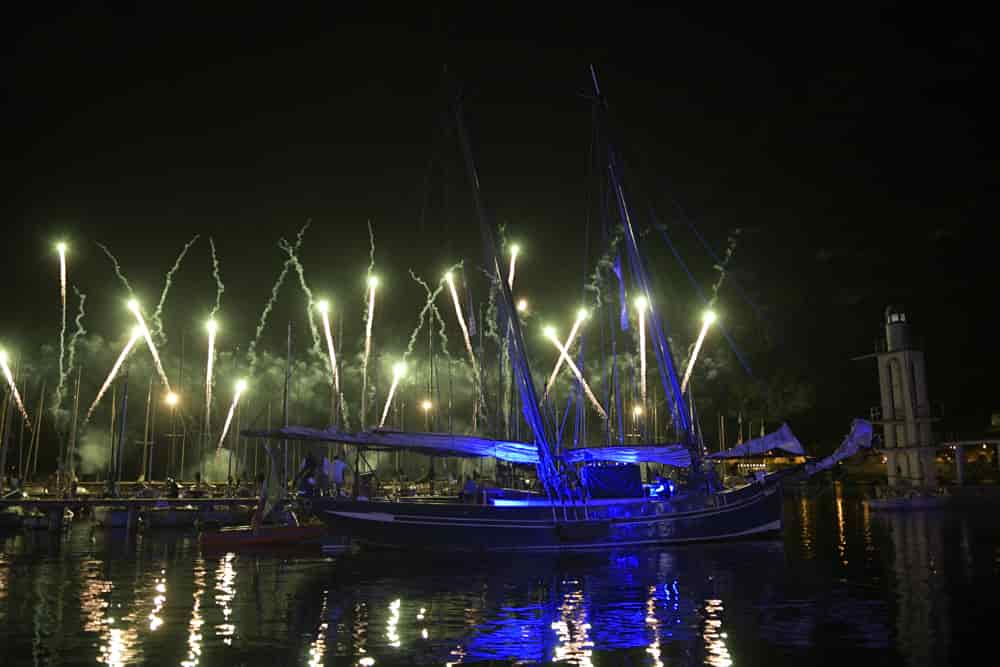 NOTE DI FUOCHI SPETTACOLO PIROTECNICO FUOCHI ARTIFICIO RIVA