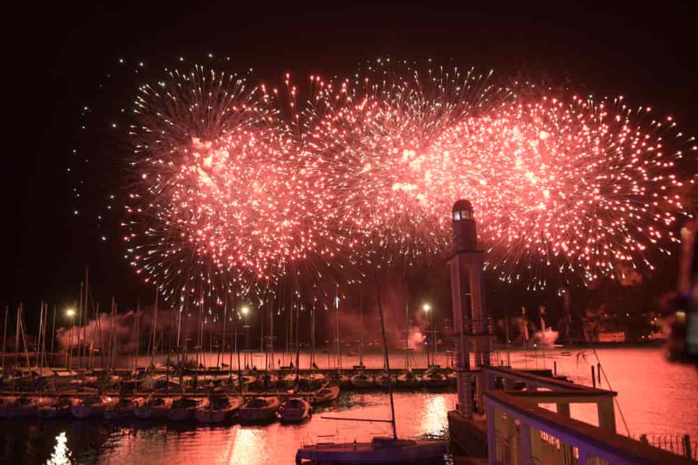 NOTE DI FUOCHI SPETTACOLO PIROTECNICO FUOCHI ARTIFICIO RIVA