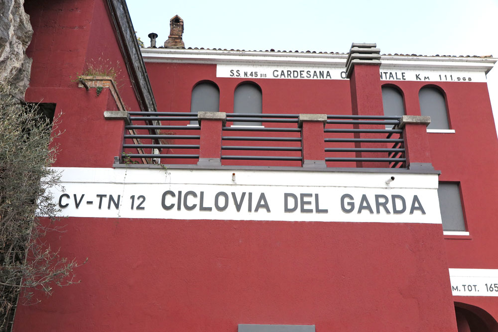 IMG_0611-CICLOVIA-GARDA-INIZIO-RIVA-6.jpg