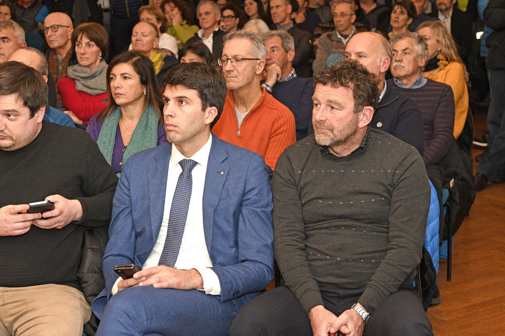 _DSC4979 ASSEMBLEA PINCH POINT PUMS ARCO VIABILITà AIUOLE STRADA (9)