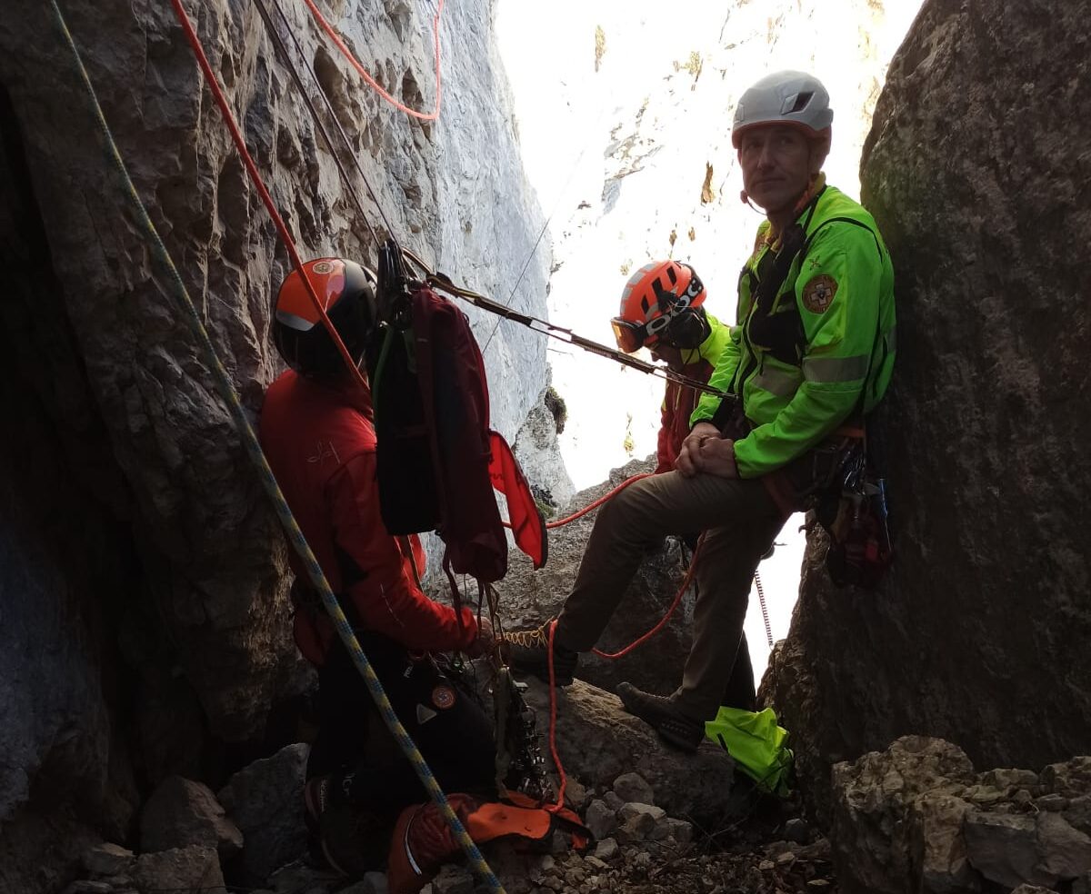 SOCCORSO ALPINO BRENTO BASE JUMPER (1)