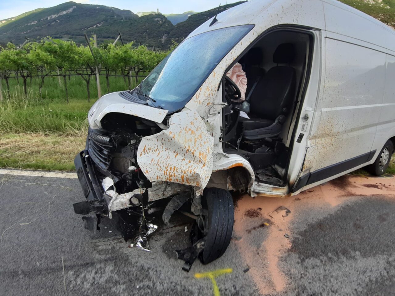 INCIDENTE FRONTALE DRO VIGILI DEL FUOCO (1)