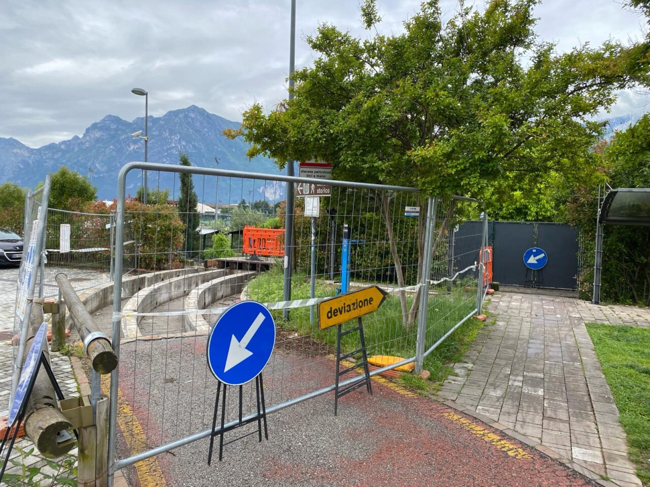 LAVORI PONTE CICLABILE CHIUSA ARCO (1)