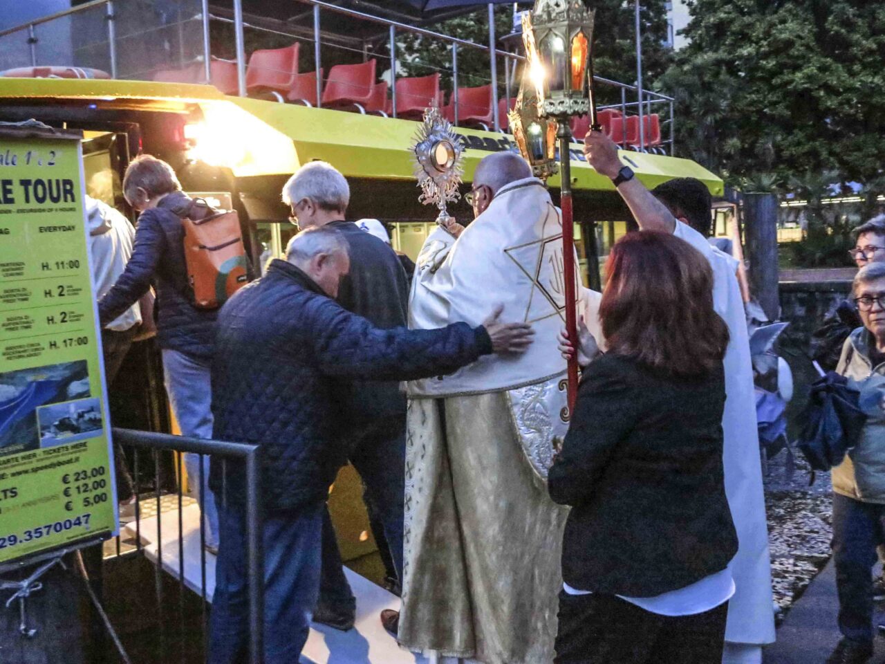 31/05/24.  Riva del Garda Processione del Corpus Domini sul lago