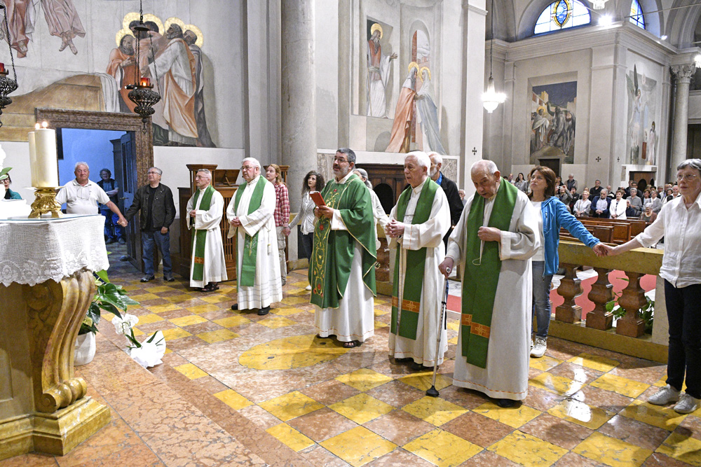 _DSC2536 SANTUARIO GRAZIE ULTIMA MESSA FRATI FRANCESCANI ARCO (17)