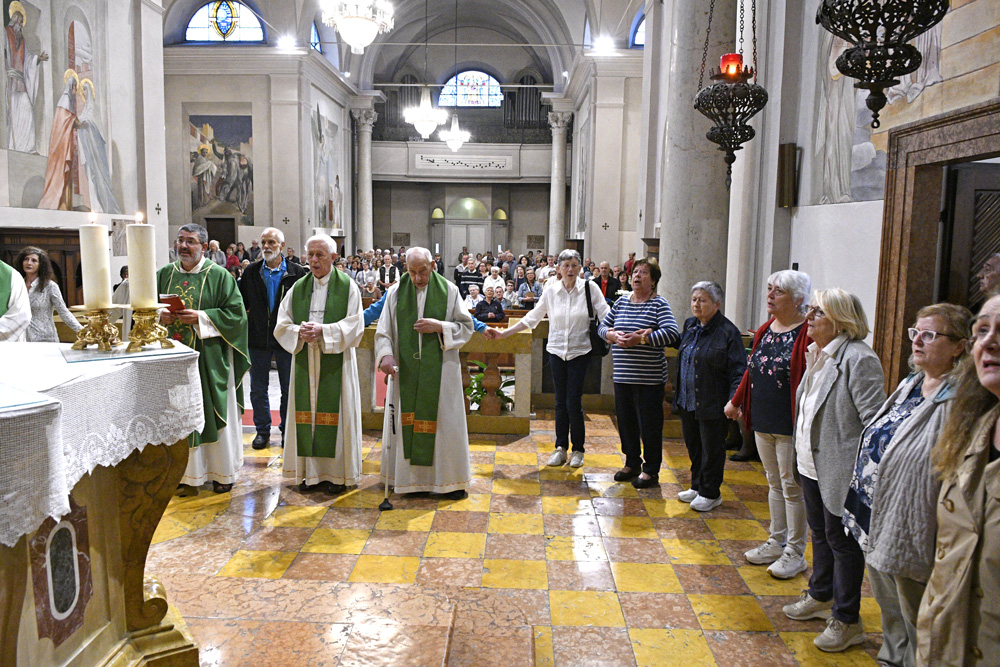 _DSC2536 SANTUARIO GRAZIE ULTIMA MESSA FRATI FRANCESCANI ARCO (20)