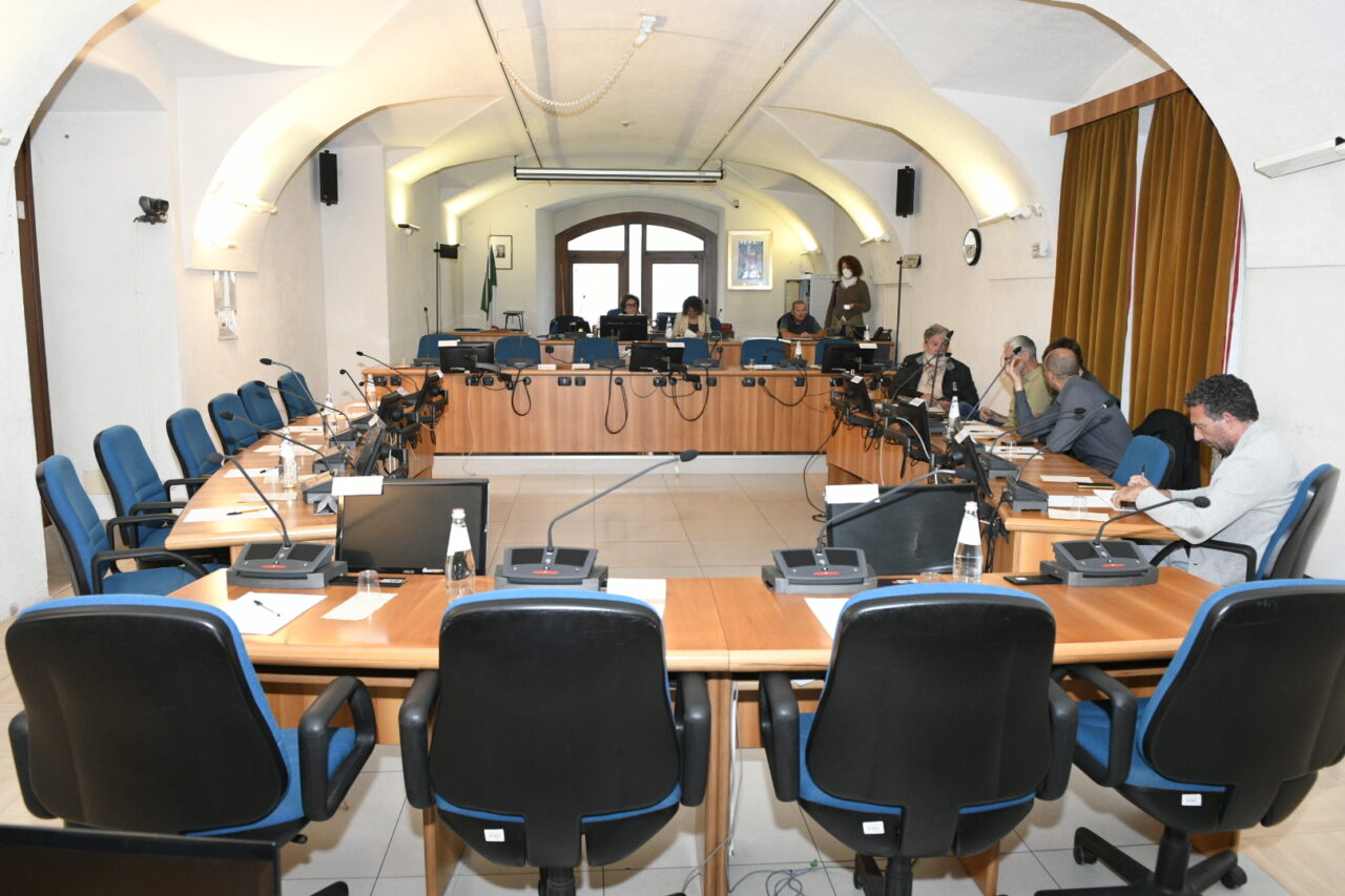 _DSC2768 CONSIGLIO COMUNALE RIVA DESERTO MAGGIORANZA CICLOVIA (6)