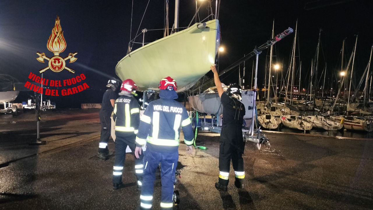 MALTEMPO DANNI FRAGLIA VELA RIVA TEMPORALE VIGILI DEL FUOCO (2)