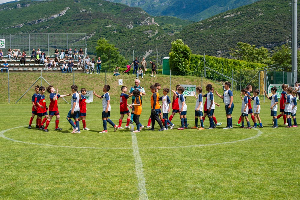 facciamo_goal_per_la_ricerca calcio dro (5)