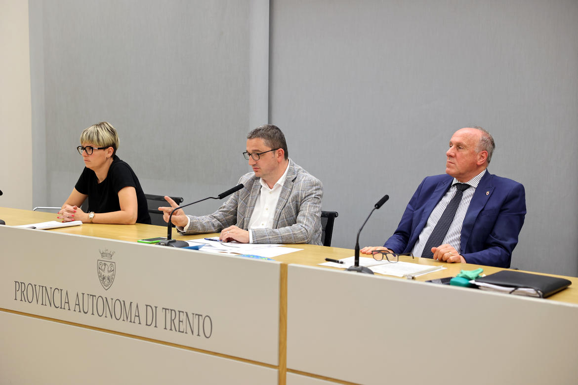 Assessore-Giulia-Zanotelli-Presidente-Maurizio-Fugatti-Assessore-Mario-Tonina.jpg