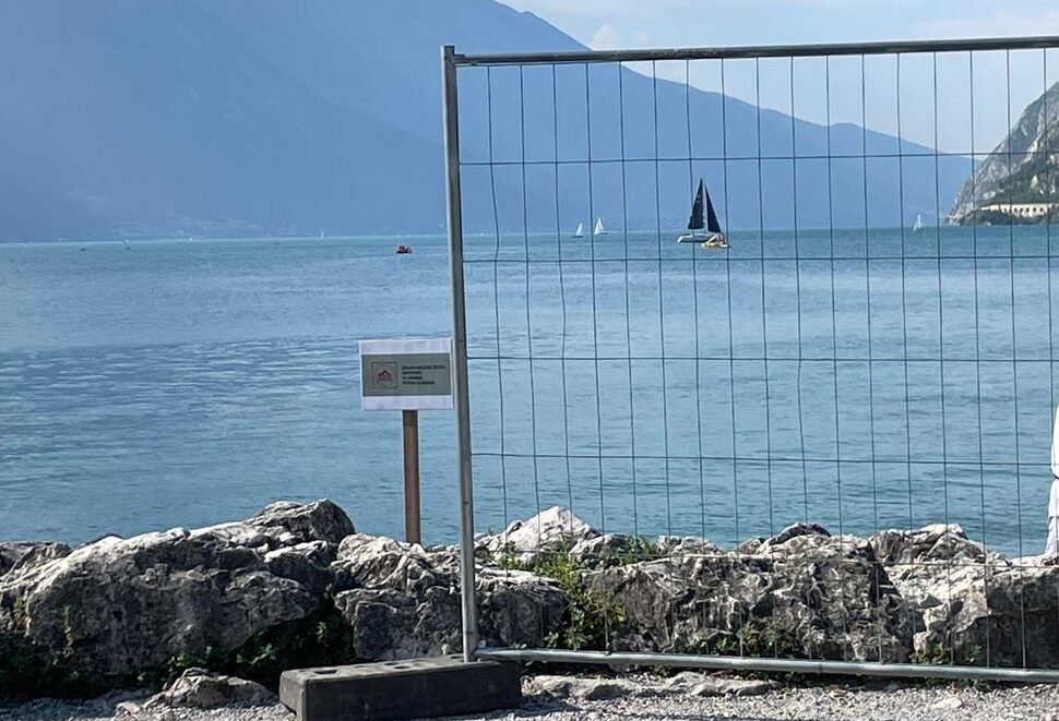 BARRIERE BALNEAZIONE SPIAGGIA PUNTA LIDO RIVA (4)