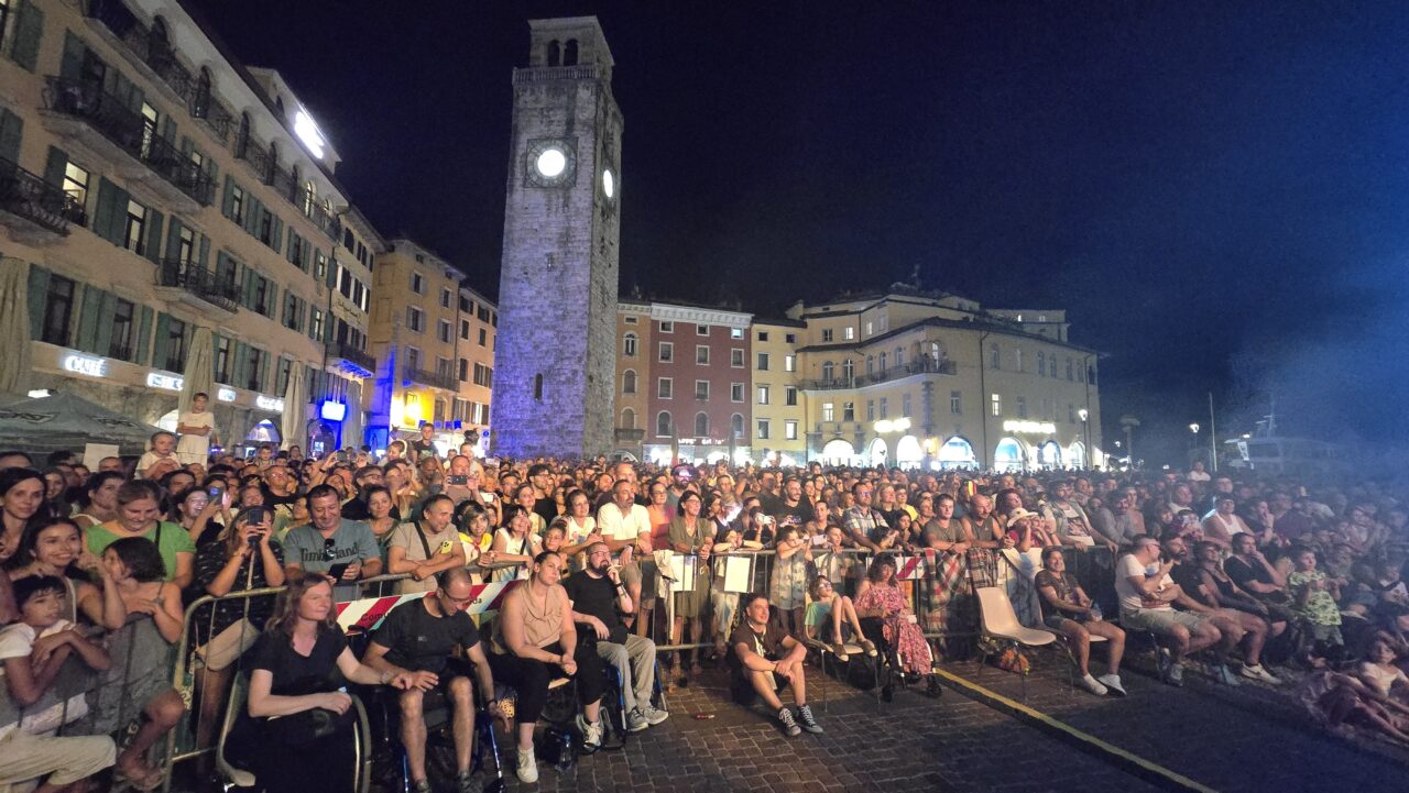 20240831 CRISTINA DAVENA RIVA NOTTE FIABA (8)