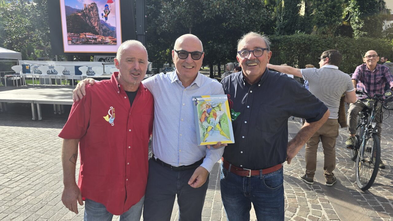 MRIO MATTEOTTI PRESENTAZIONE LIBRO CARNEVALE ARCO (5)