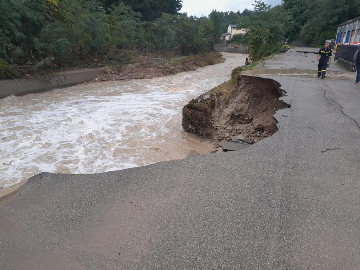 VIGILI DEL FUOCO ALLUVIONE MODIGLIANA (12)