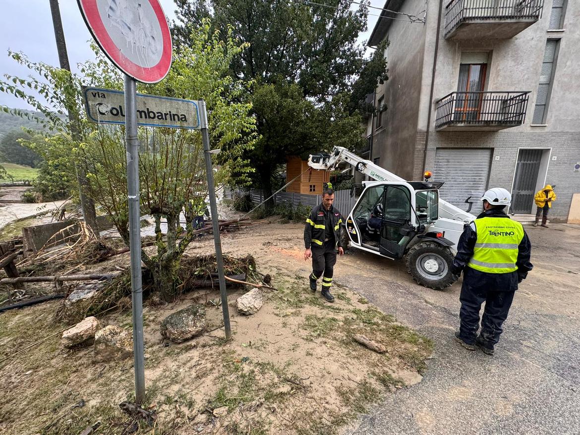 VIGILI DEL FUOCO ALLUVIONE MODIGLIANA (6)