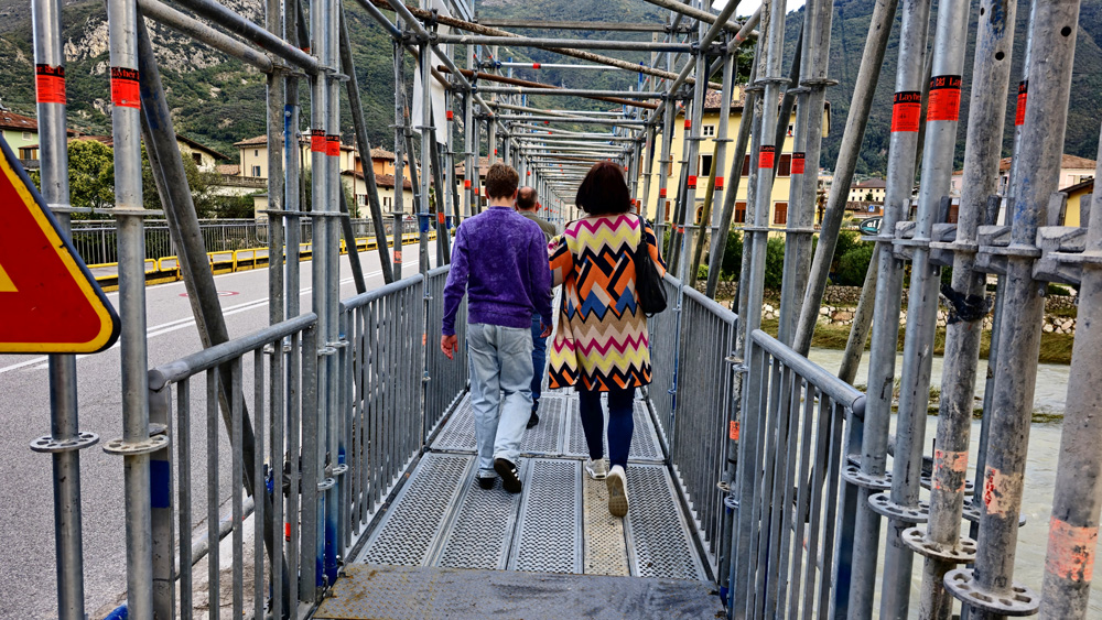 20241011_passerella pedonale provvisoria ponte arco (3)