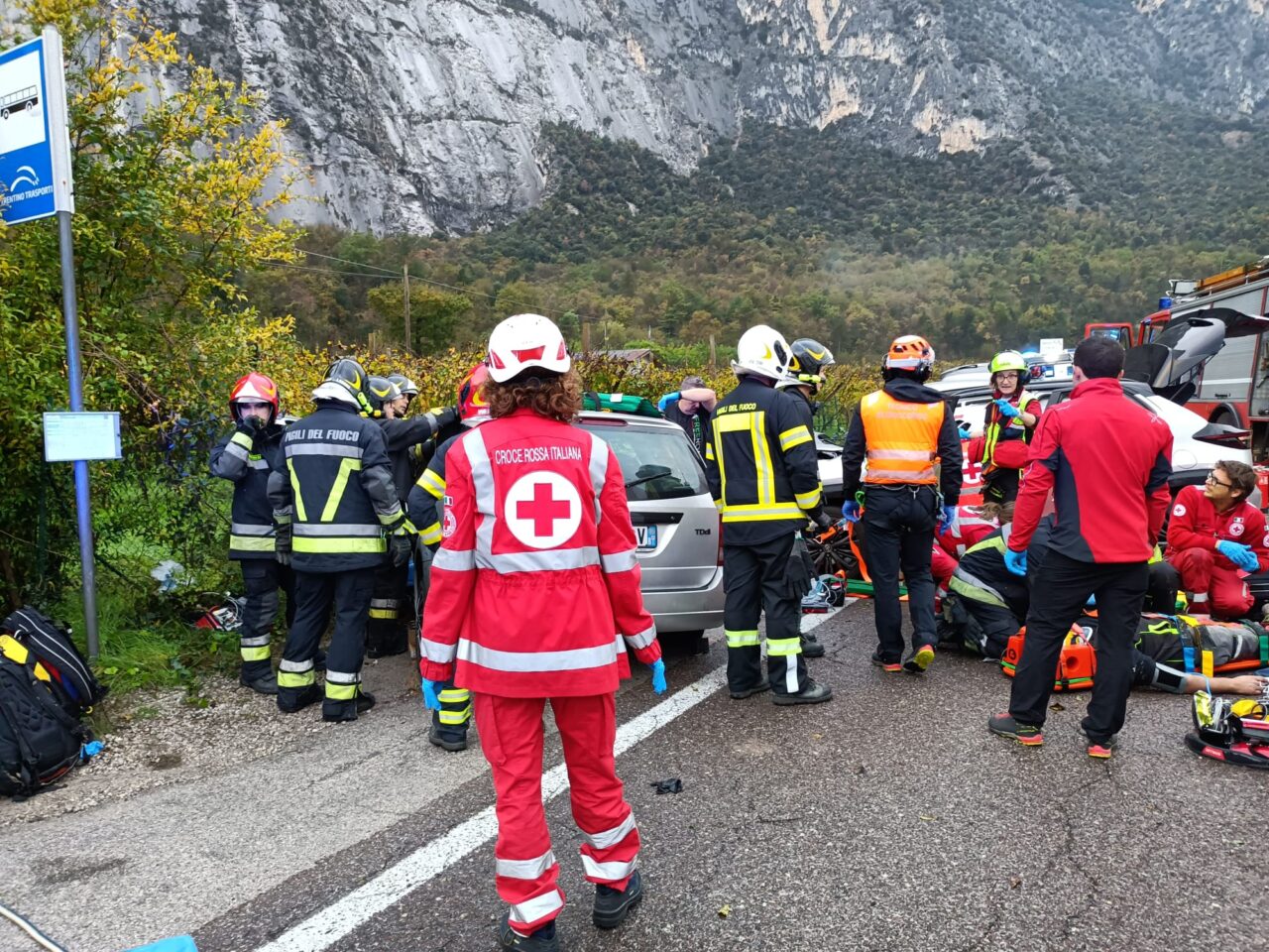 IMG-20241026 incidente pietramurata dro vigili fuoco (7)