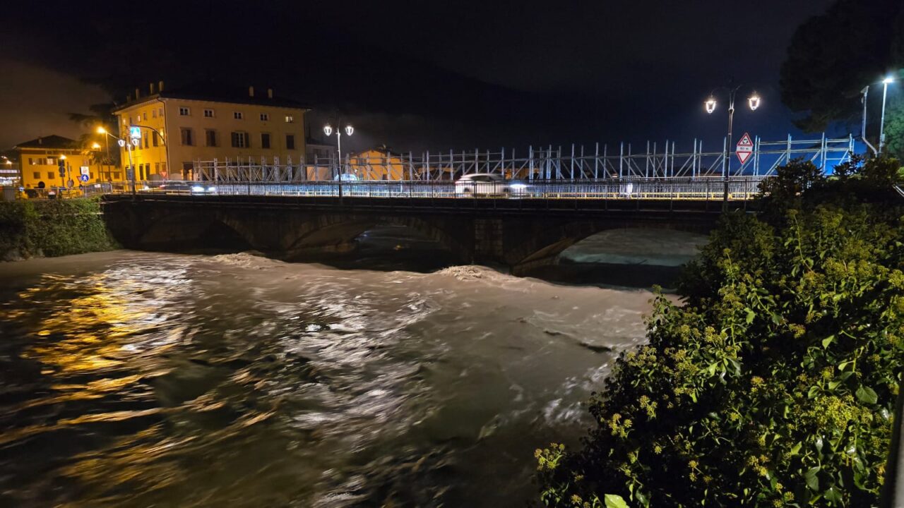 IMG_20241009_PIENA SARCA LEGNAME GARDA VIGILI FUOCO (4)