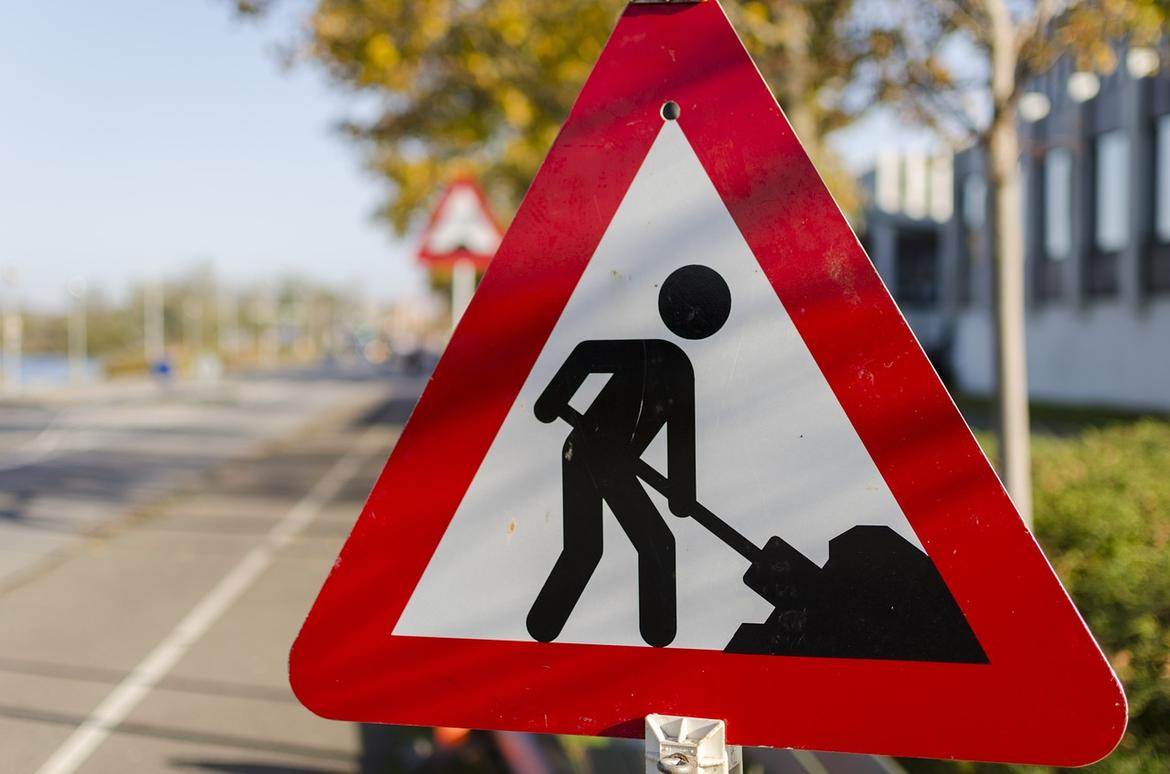 lavori in corso strADE