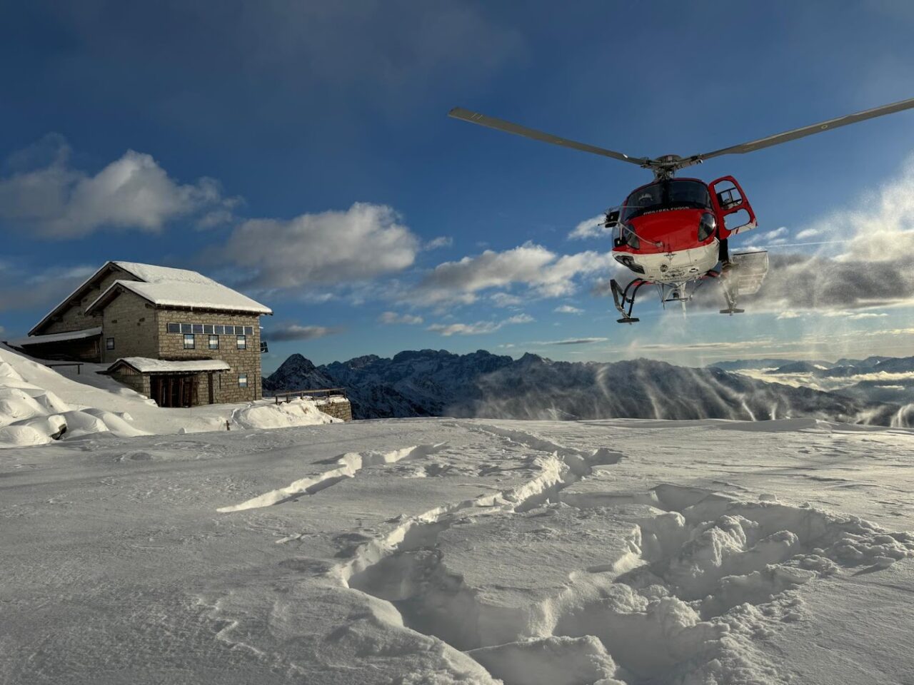 ALPINISTI INGLESI DISPERSI Adamello soccorso alpino (2)