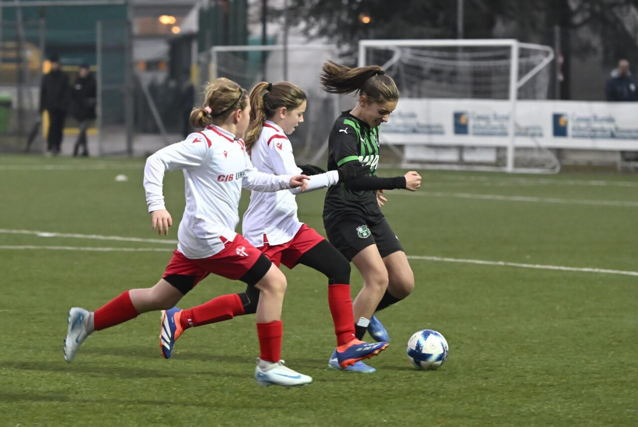 _ZFG3562 CALCIO BEPPE VIOLA FEMMINILE UNDER 12 ARCO (10)