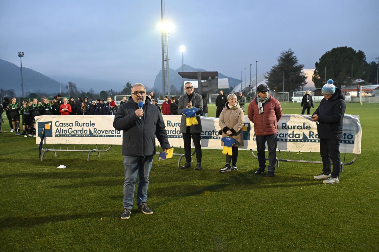 _ZFG3562 CALCIO BEPPE VIOLA FEMMINILE UNDER 12 ARCO (13)