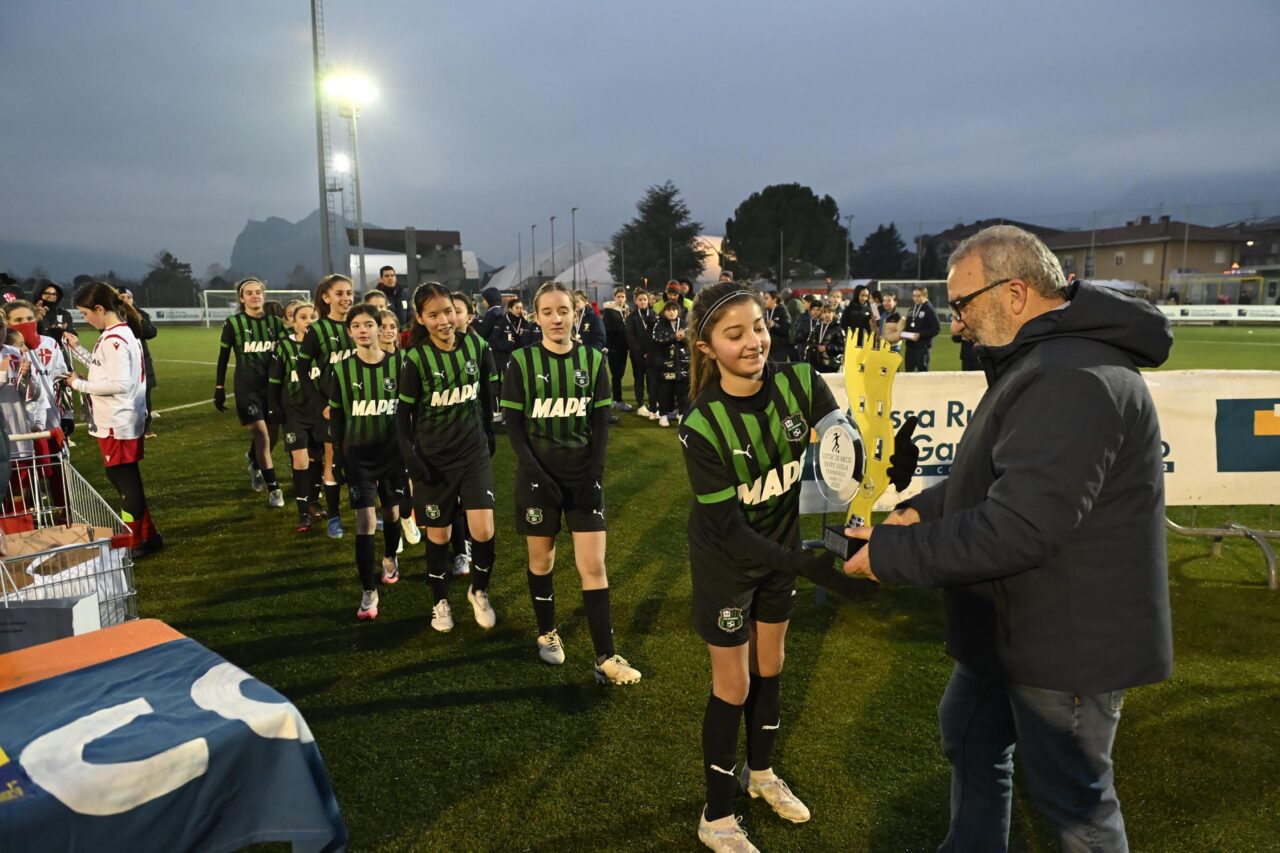 _ZFG3562 CALCIO BEPPE VIOLA FEMMINILE UNDER 12 ARCO (17)