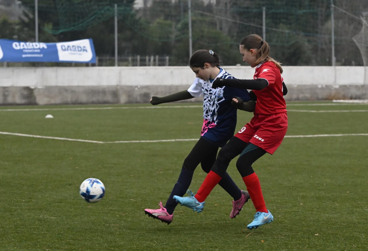 _ZFG3562 CALCIO BEPPE VIOLA FEMMINILE UNDER 12 ARCO (4)