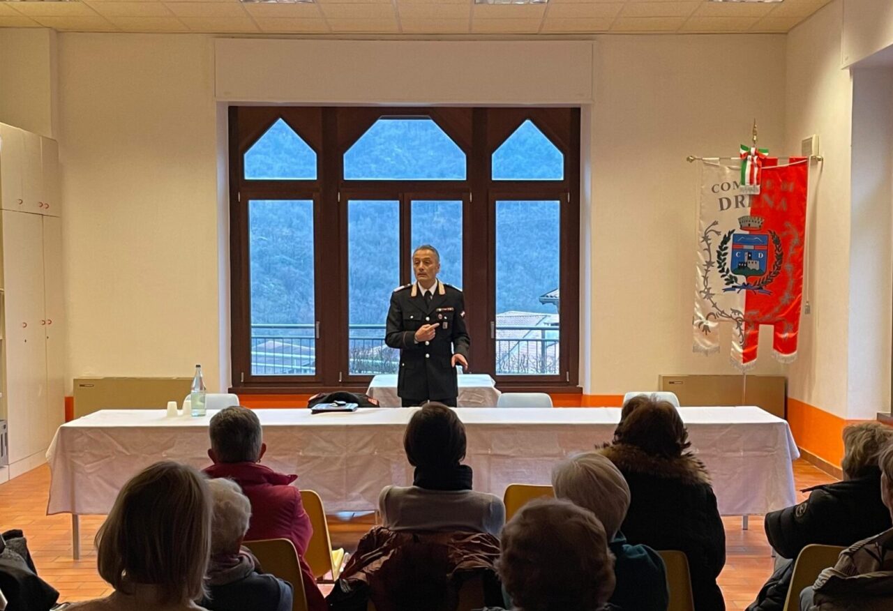 carabinieri incontro drena (2)