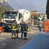 Betoniera travolge due anziane a Torbole, gravissime al Santa Chiara