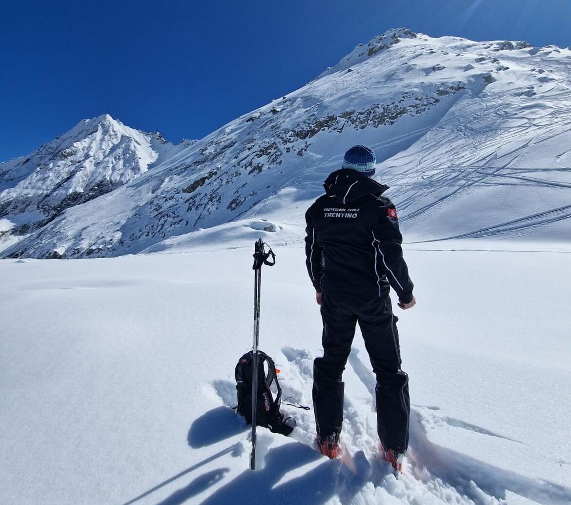 SOCCORSO ALPINO NEVE MONTAGNA