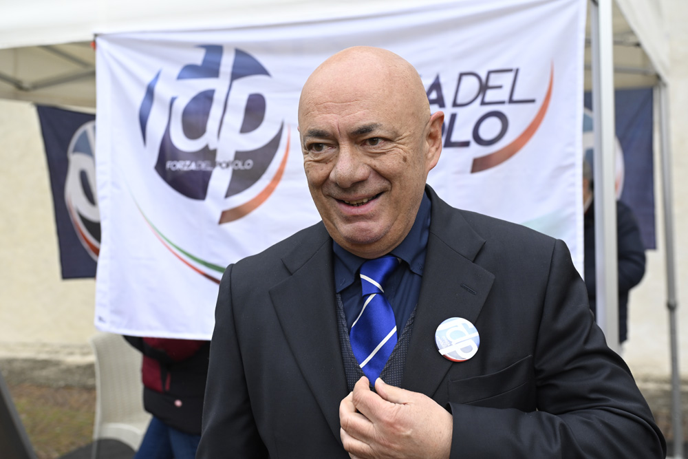 _ZFG6684 LUCA BARBIERI CANDICATO SINDACO RIVA FORZA DEL POPOLO (7)