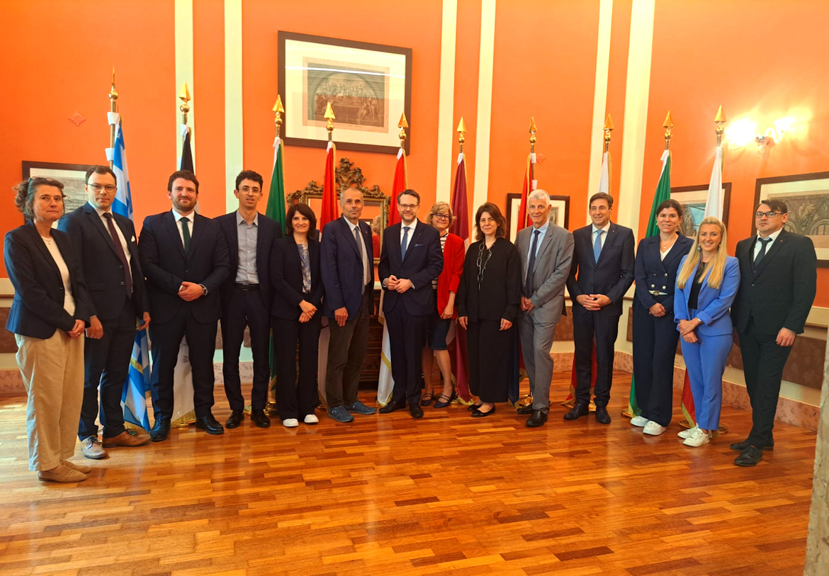 Direttivo-Arge-Alp riva