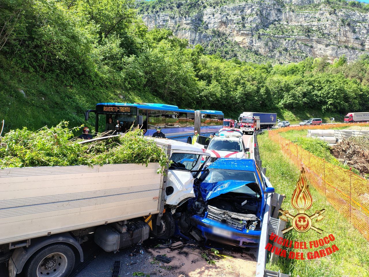 INCIDENTE PASSO SAN GIOVANNI