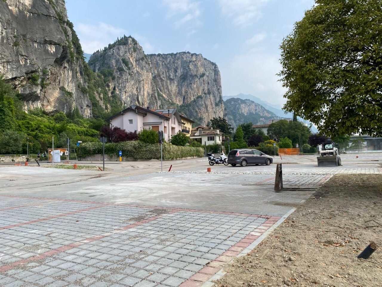 IMG-20250612 PARCHEGGIO PONTE ARCO (4)
