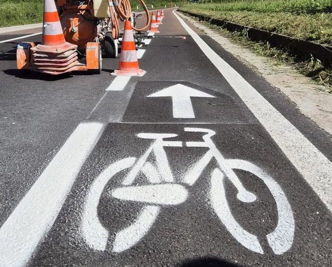 La-Bike-Lane-prende-forma_imagefullwide