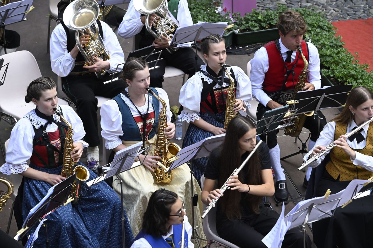 _ZFG6455 ORCHESTRA FIATI EUREGIO RIVA (3)