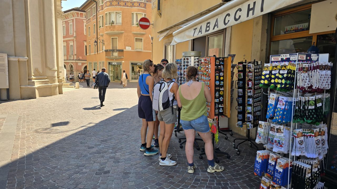 20250807 TURISTI TURISMO RIVA (5)