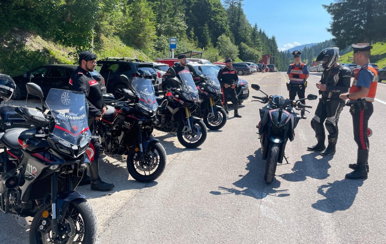 CARABINIERI MOTO CONTROLLI (7)