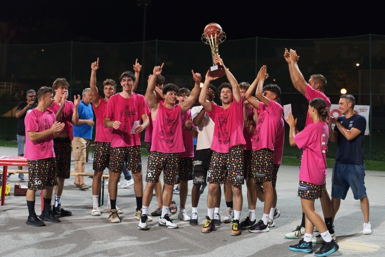 torneo basket reversi 4