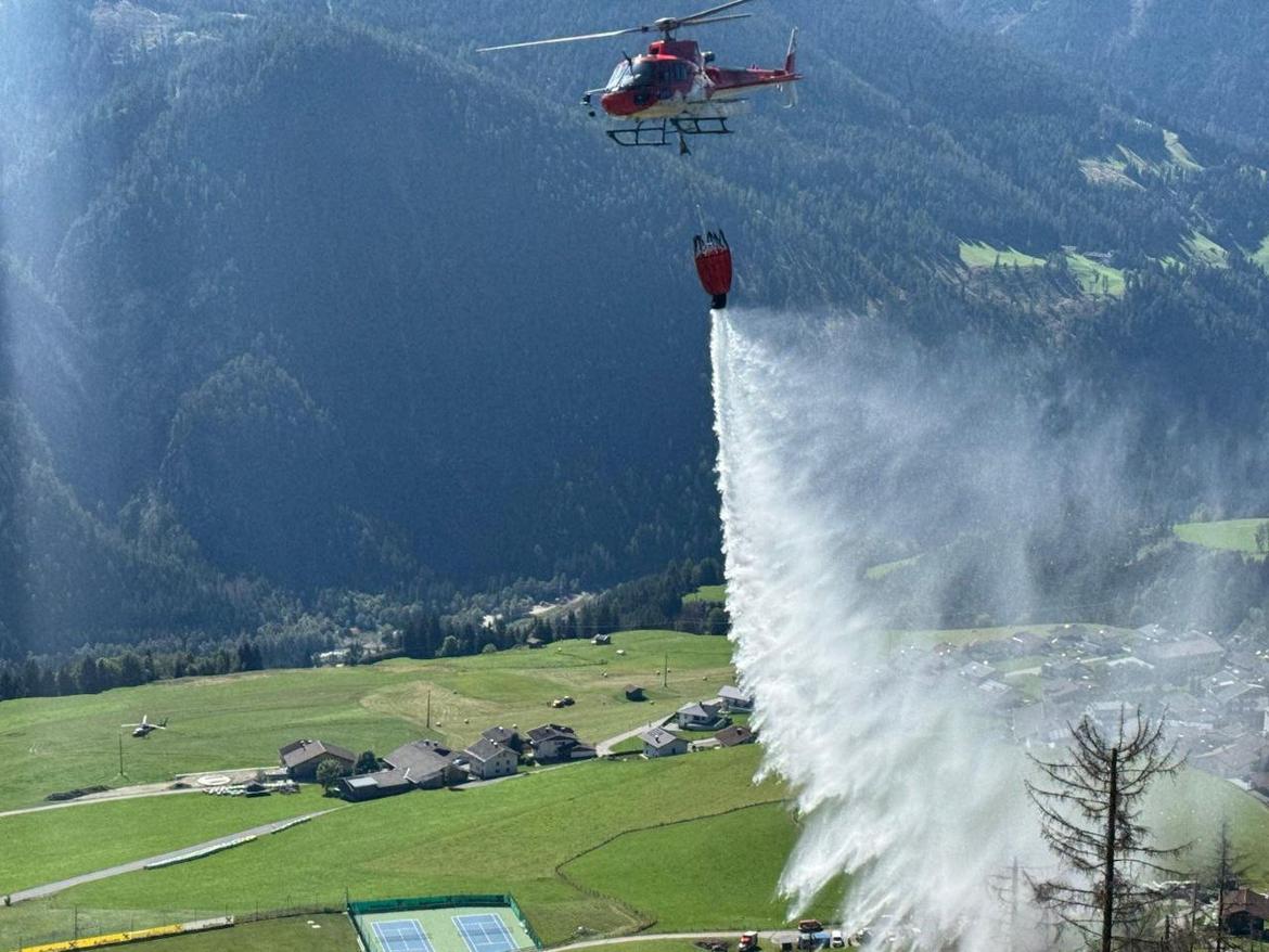 Euregio-esercitazione-elicotteri-Lienz_imagefullwide (4)