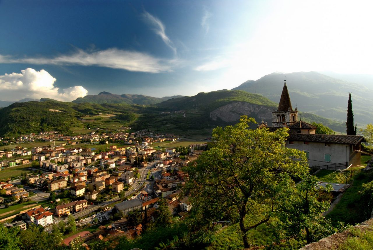 4855_Mori-Vista-dal-santuario-di-Montalbano
