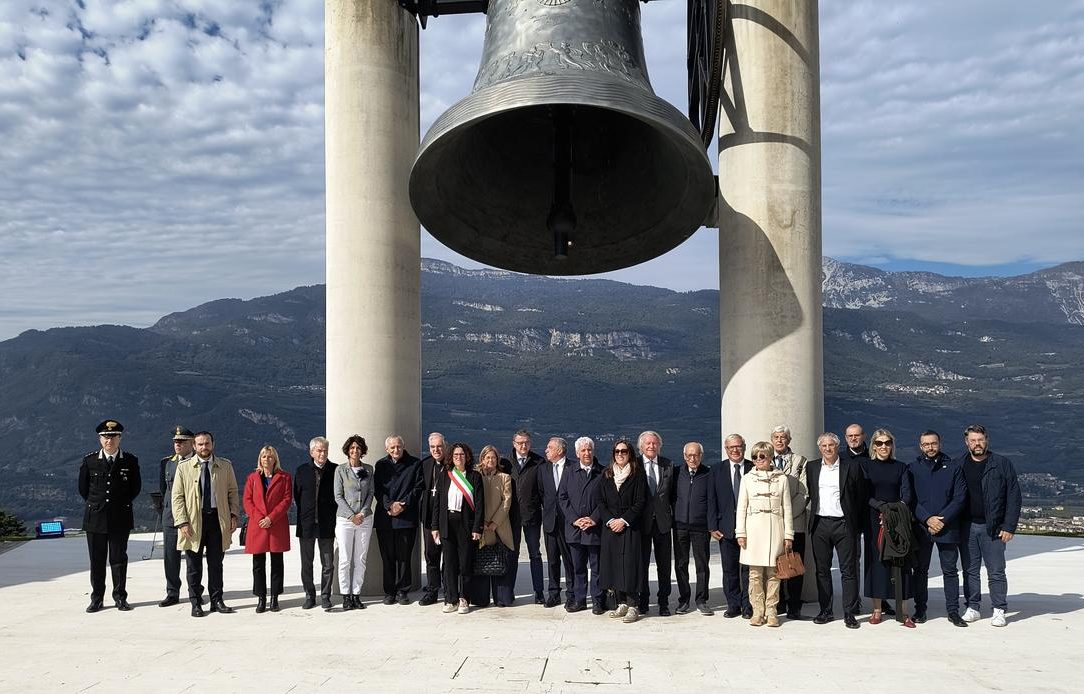 CAMPANA CADUTO ROVERETO