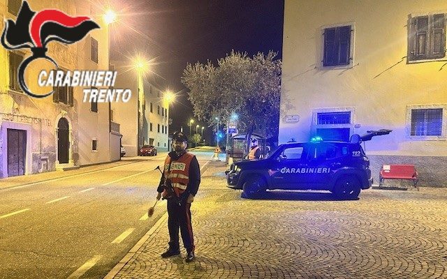 CARABINIERI CONTROLLI (1)