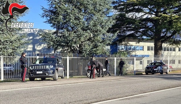 carabinieri arco b