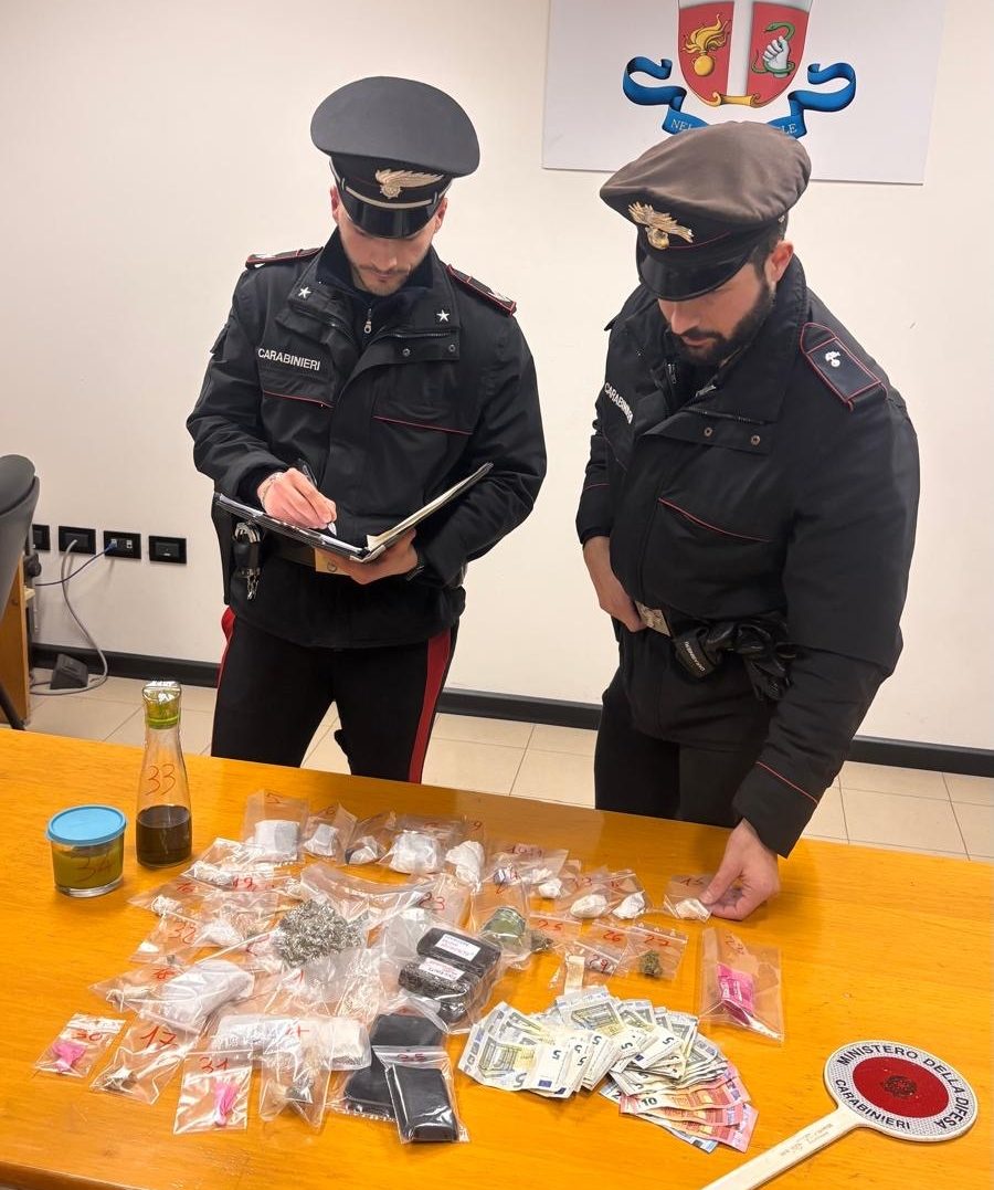 CARABINIERI ARCO RIVA DROGA (1)