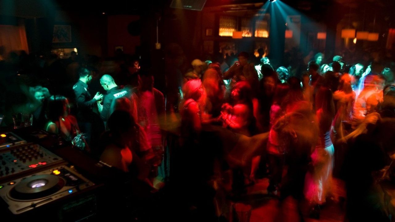 giovani discoteca