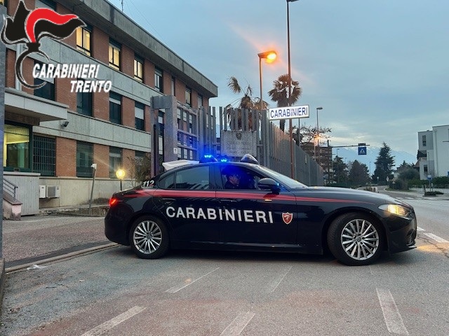 CARABINIERI-RIVA.jpg