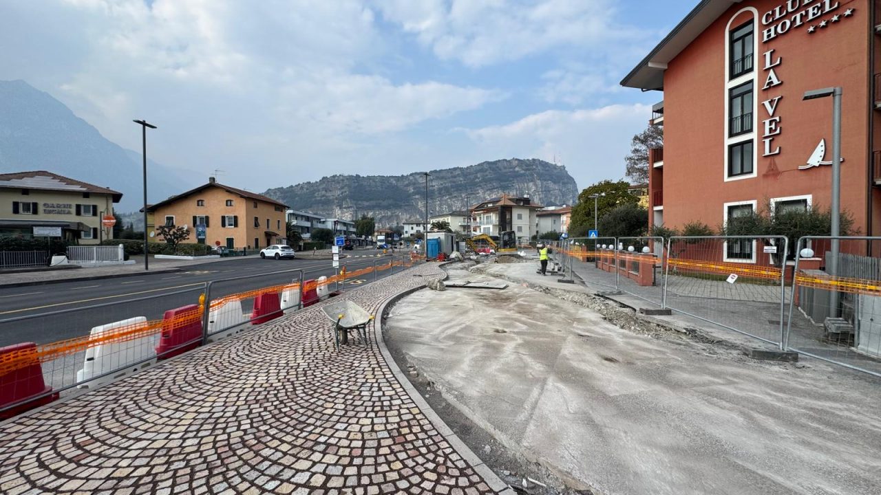 LAVORI ASFALTI TORBOLE (1)