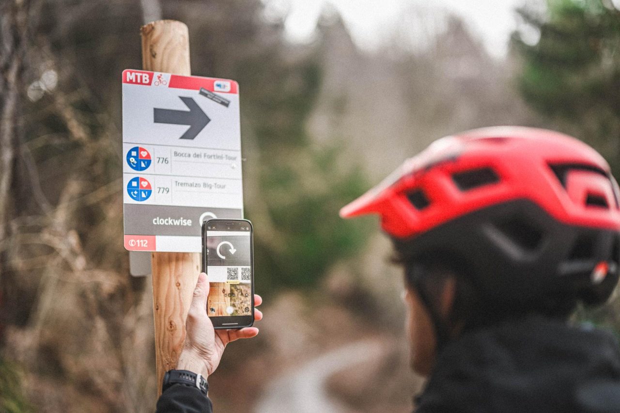 2023_APTGARDADOLOMITI_ph_BONAVIDA_MTB_segnaletica_Ledro_Bocca dei Fortini_DSC_4306